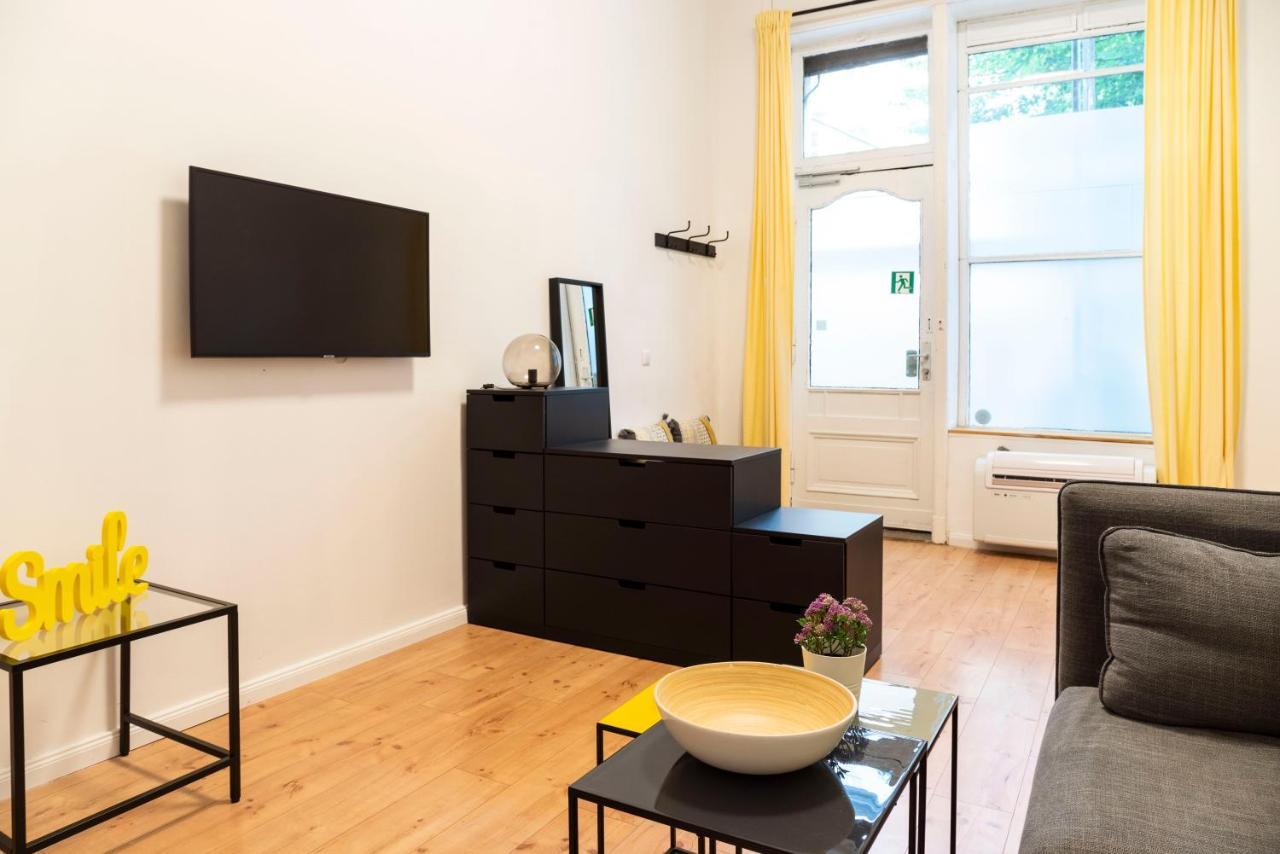 Ll Modern Dream With Ac&High Ceilings 3 Bedrooms Berlino Esterno foto
